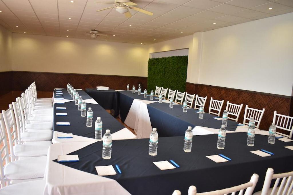 Hotel Sand'S San Luis 산루이스포토시주 외부 사진